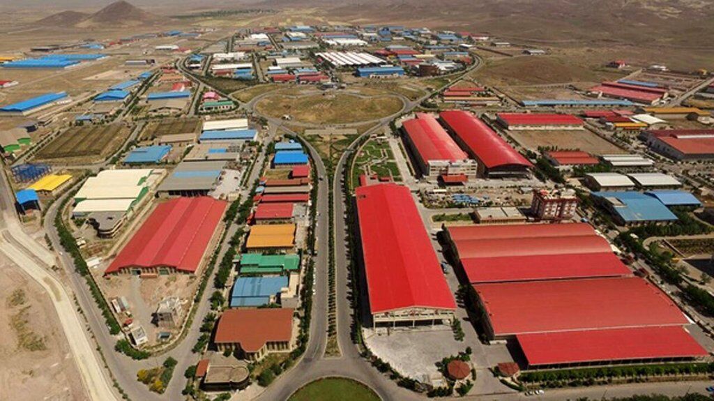 شرایط جدید استخدام در مجموعه‌های صنعتی اعلام شد