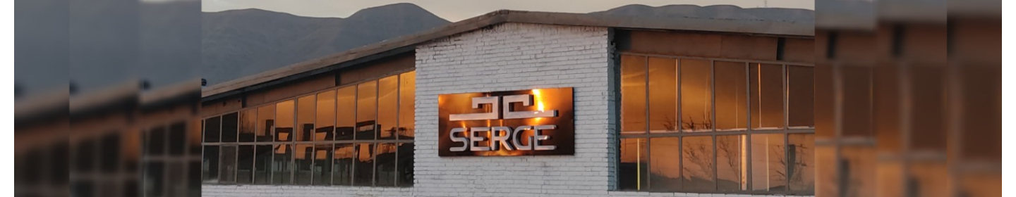 پوشاک بانوان سرژه